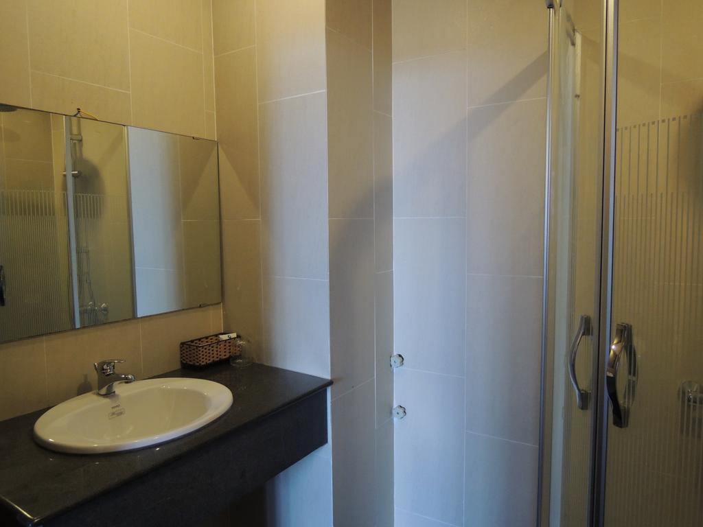 Star Binh Duong Hotel Hue Exterior photo